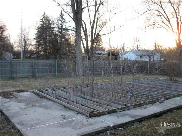 330 Walnut Street Butler, IN 46721 - Photo 22 of 23