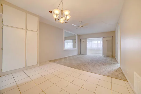 $1,600 | 1117 Lake Terrace, Unit 210, Boynton Beach, FL 33426