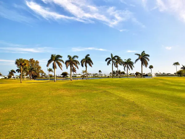 $1,600 | 1117 Lake Terrace, Unit 210, Boynton Beach, FL 33426