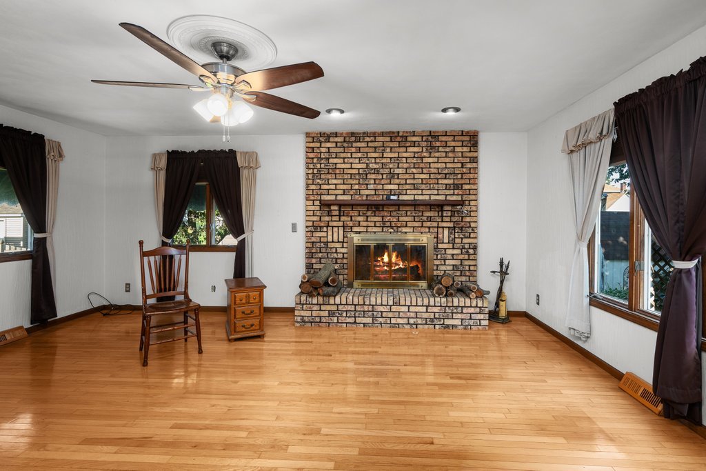 1424 11th Street Moline, IL 61265 - Photo 31 of 46