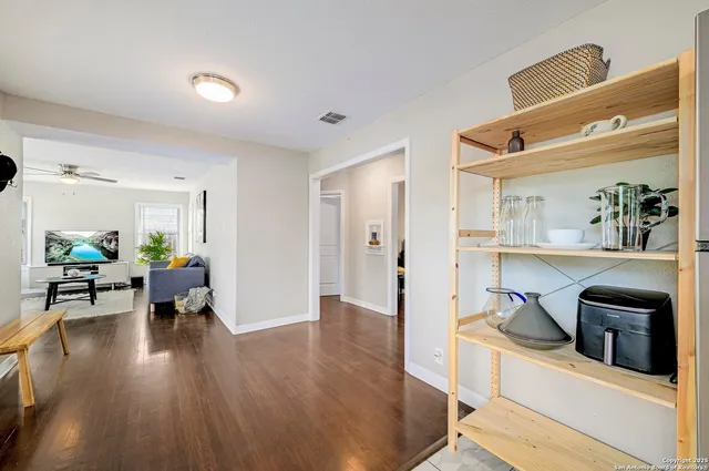 $268,800 | 266 Northill Drive, San Antonio, TX 78201