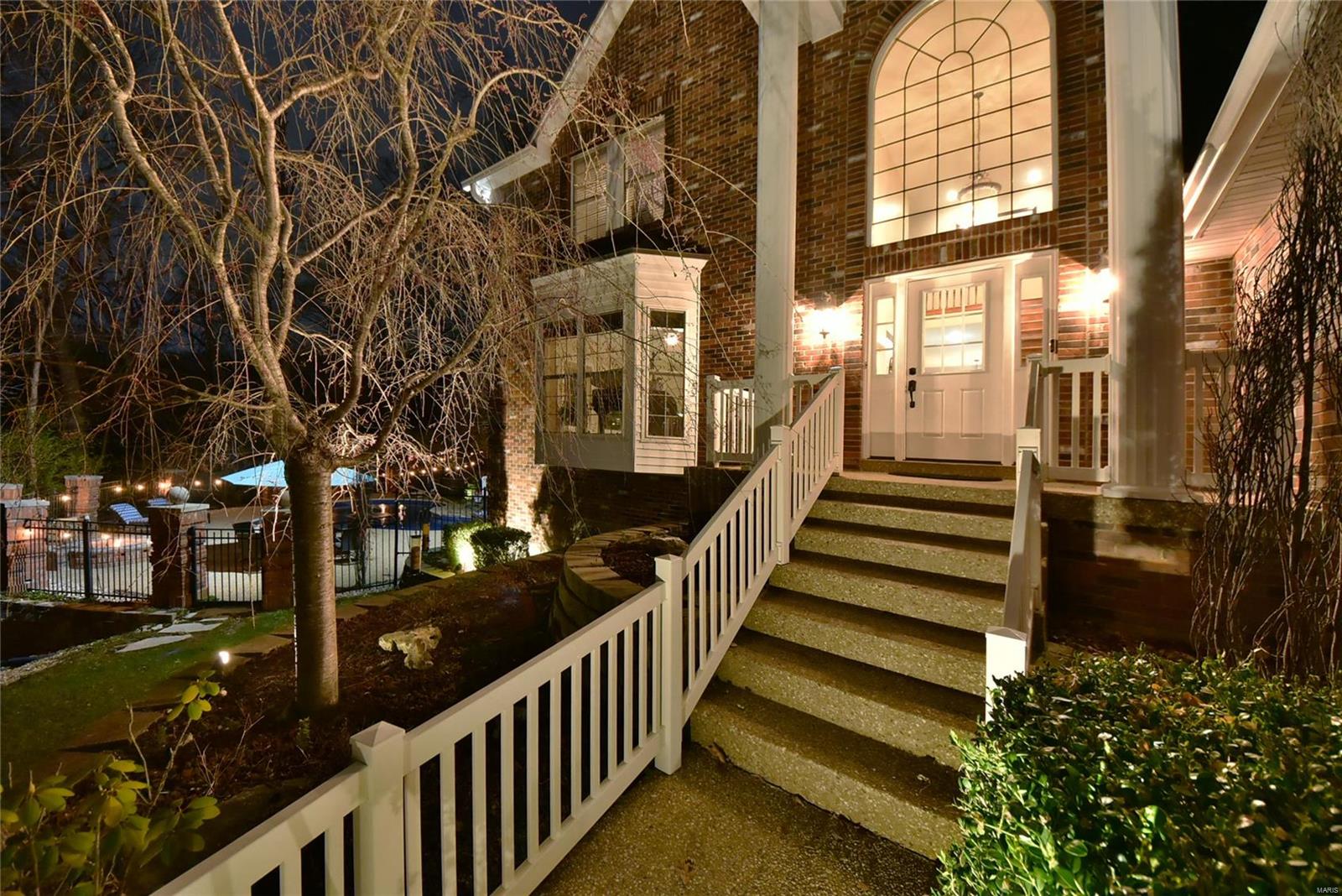 810 New Ballwin Road Ballwin, MO 63021 - Photo 2 of 91 Gallery Image 2