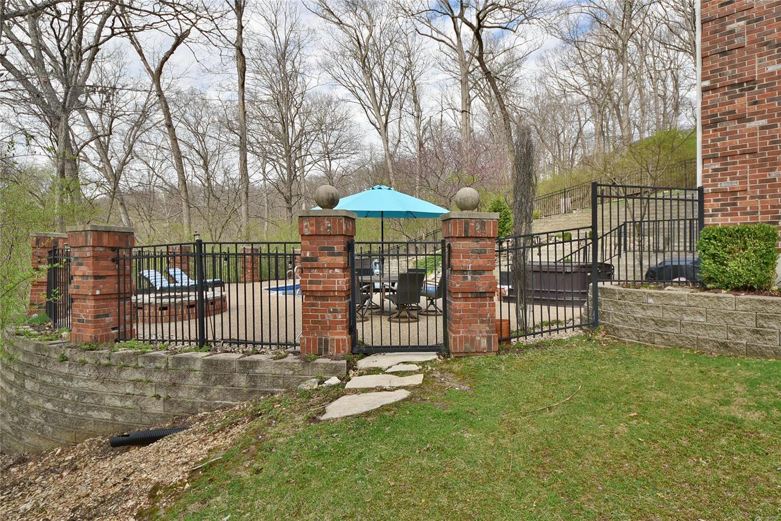 810 New Ballwin Road Ballwin, MO 63021 - Photo 21 of 91 Gallery Image 21