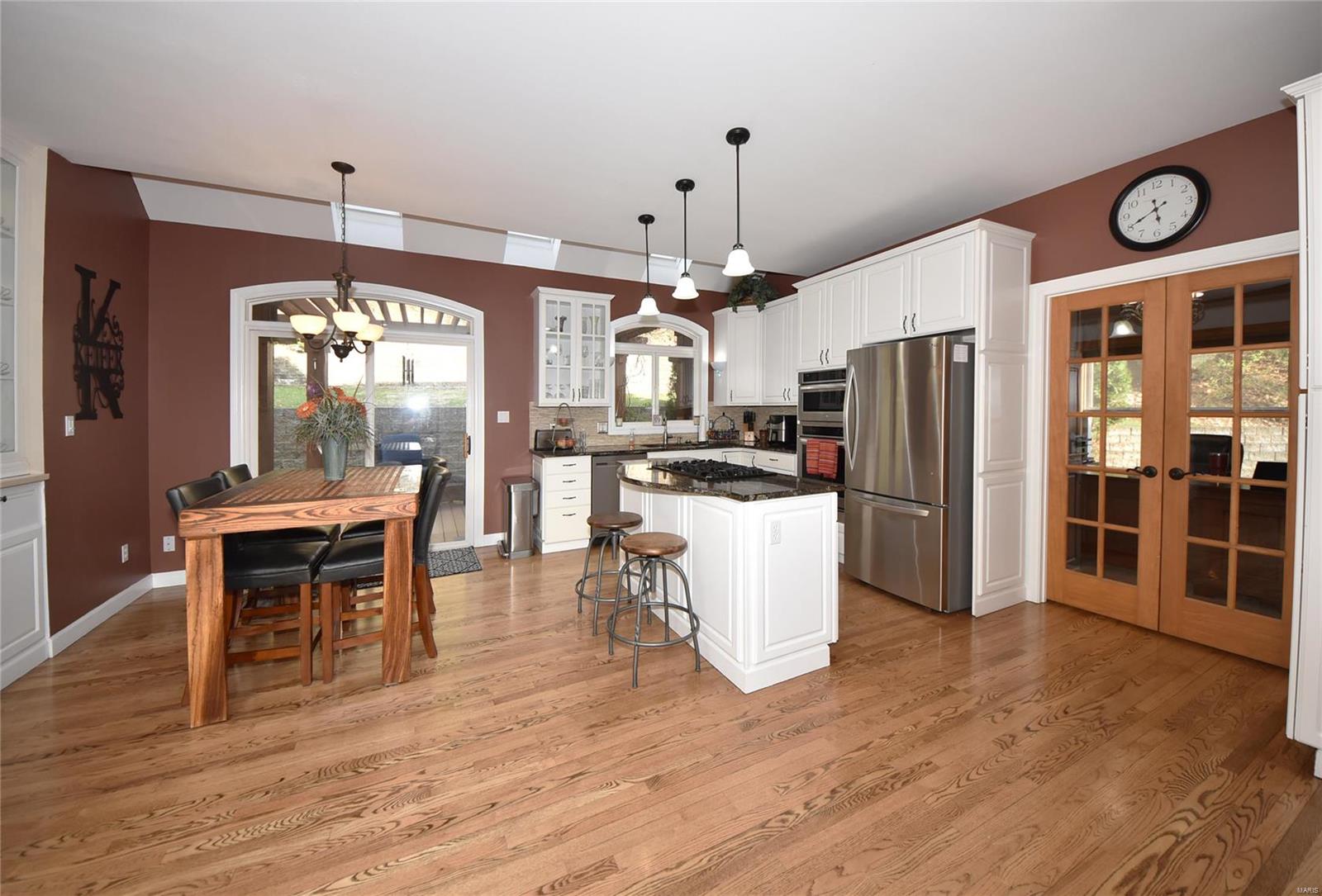 810 New Ballwin Road Ballwin, MO 63021 - Photo 28 of 91 Gallery Image 28