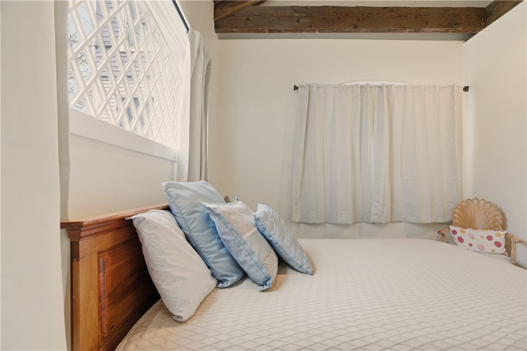 98 Kay Street Newport, RI 02840 - Photo 15 of 22