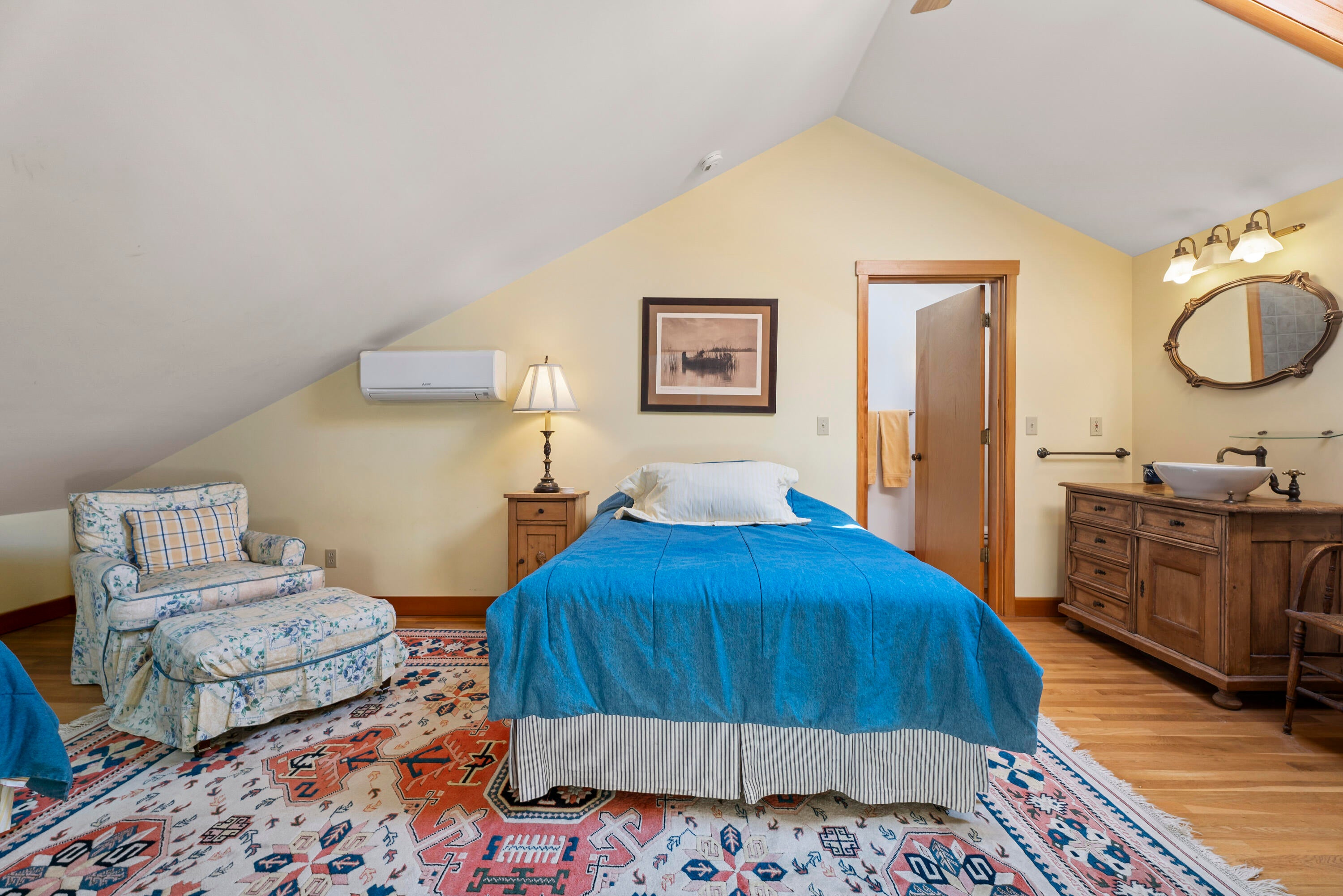 20875 Sholes Road Bend, OR 97702 - Photo 26 of 88 35-Bedroom