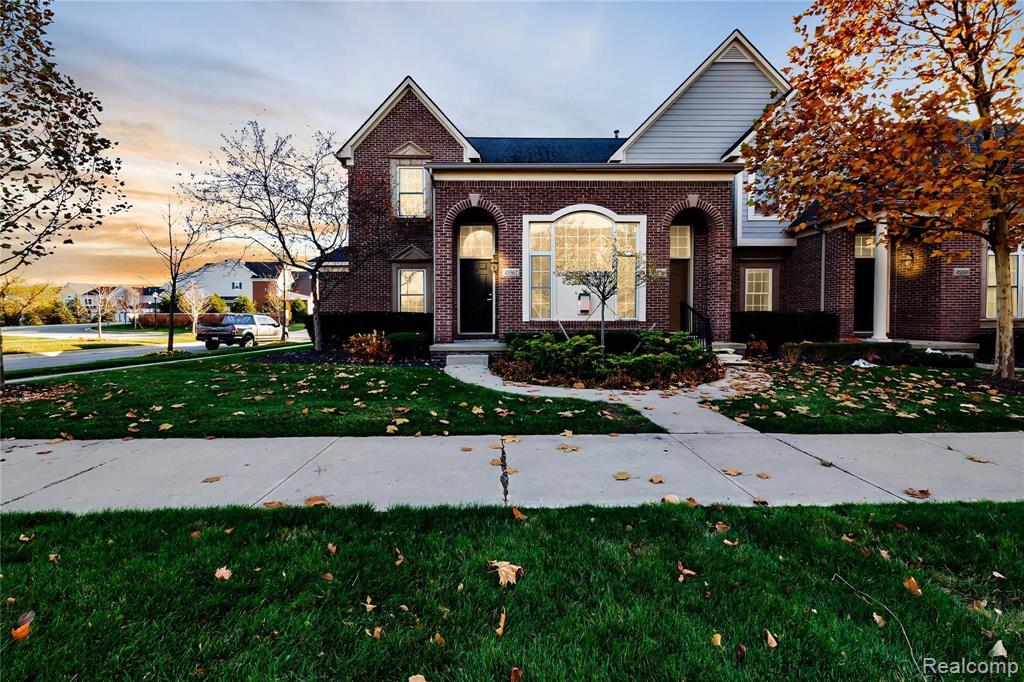 45562 South Stonewood Road, Unit 165 Canton, MI 48187 - Photo 2 of 30