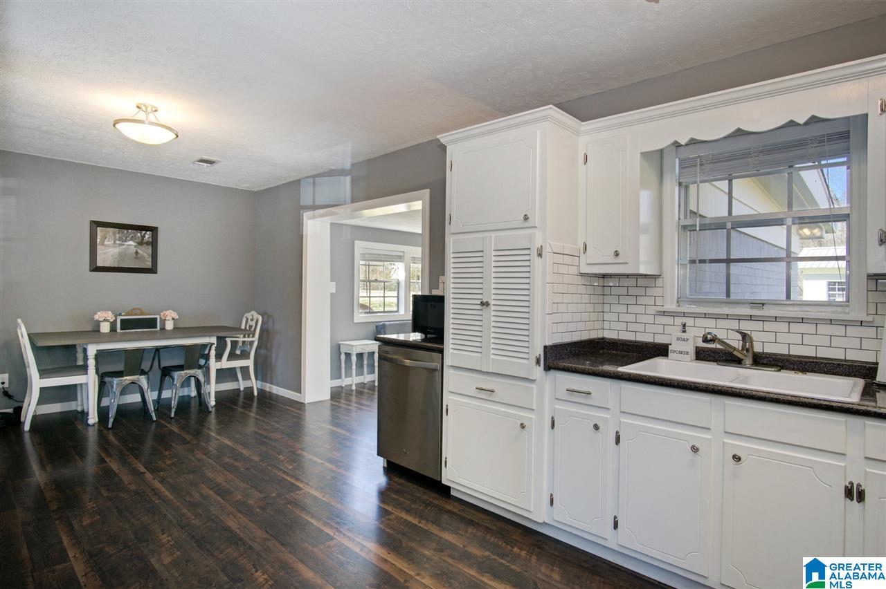 165 Darryl Street Jemison, AL 35085 - Photo 9 of 27