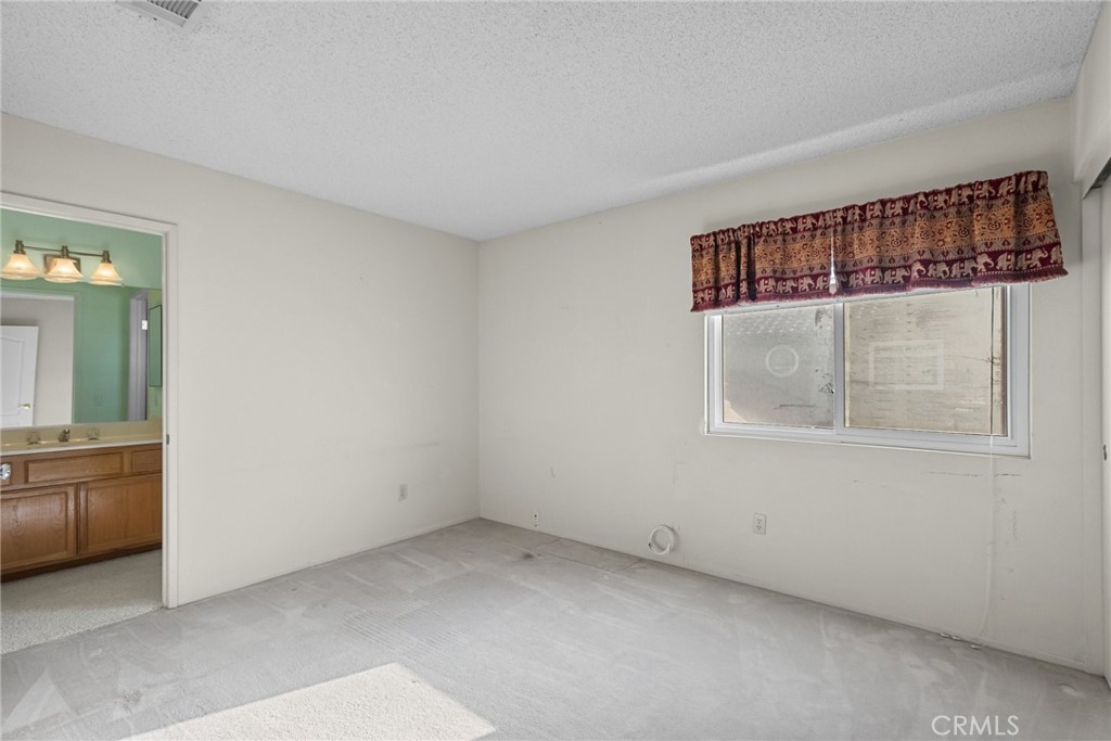 3418 Vicker Way Palmdale, CA 93551 - Photo 27 of 41