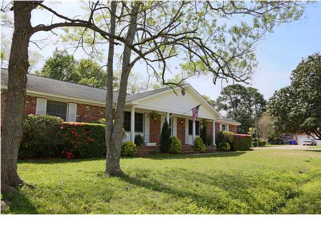 1862 St Julian Road Charleston, SC 29407 - Photo 1 of 17 Primary Photo