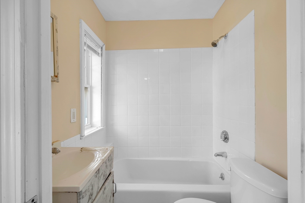 147 High Street Danvers, MA 01923 - Photo 39 of 42