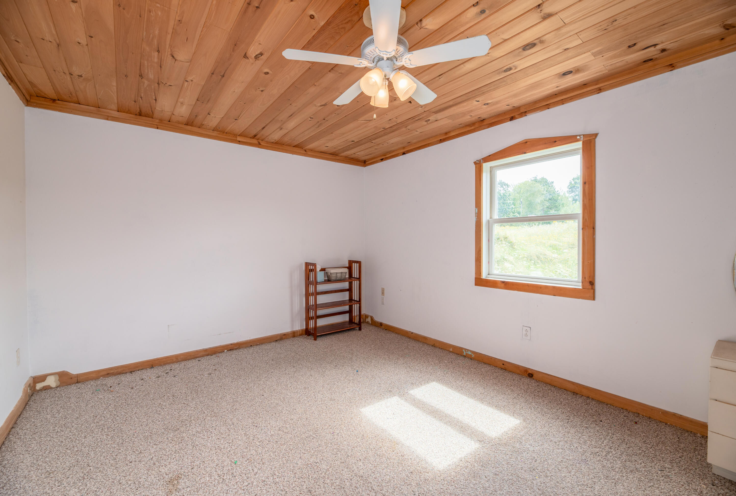945 East Thorndike Road Thorndike, ME 04986 - Photo 28 of 44 Interior13