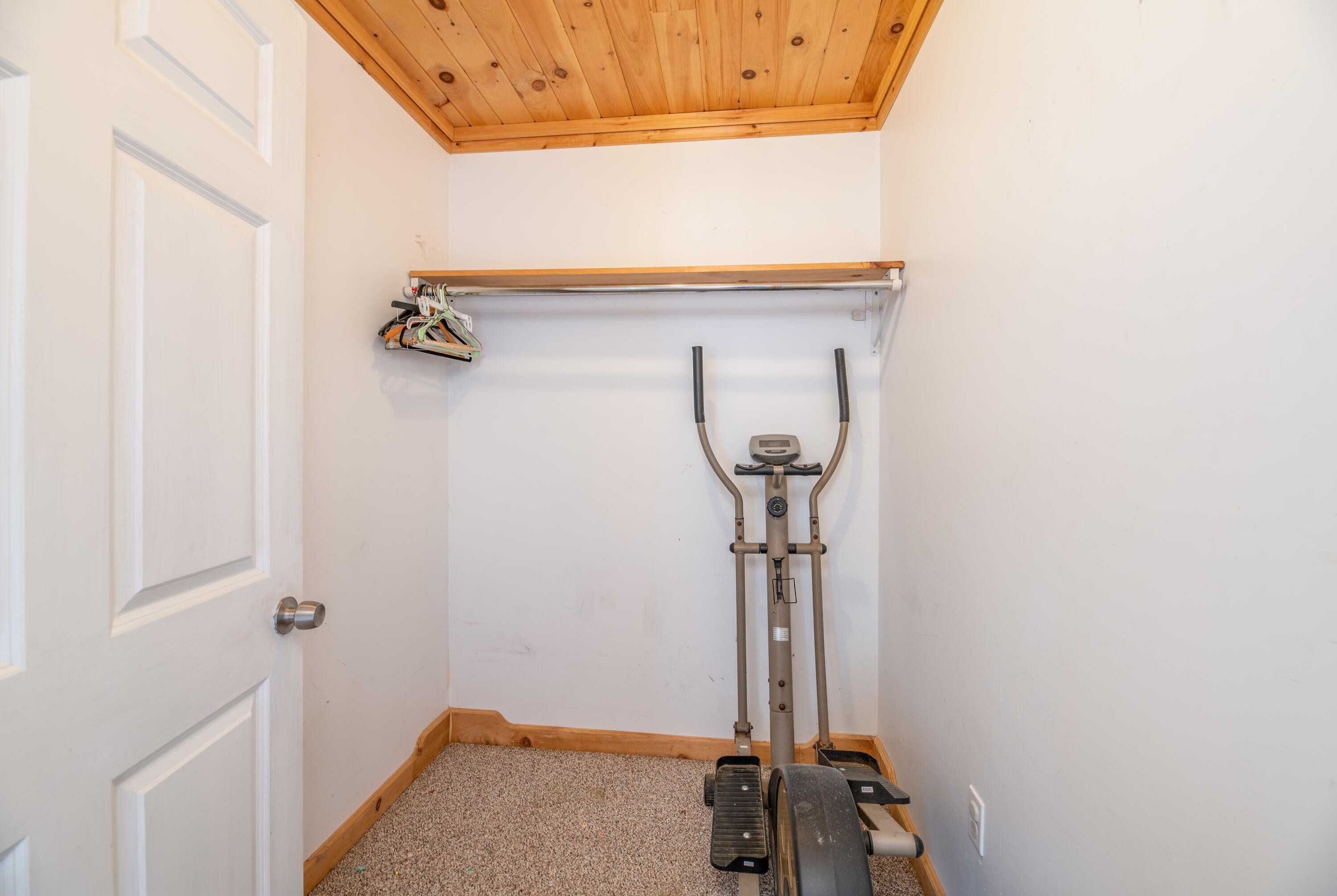 945 East Thorndike Road Thorndike, ME 04986 - Photo 30 of 44 Interior15