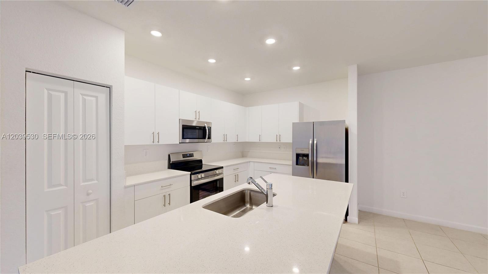 12875 Southwest 243rd Terrace, Unit 12875 Homestead, FL 33032 - Photo 6 of 34