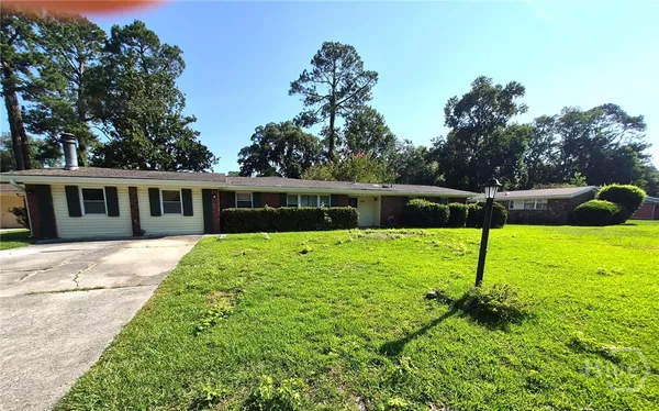 $2,200 | 520 Windsor Road, Savannah, GA 31419