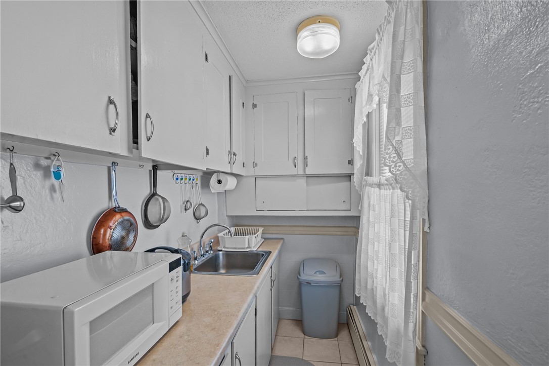 114 Commodore Street Providence, RI 02904 - Photo 16 of 39