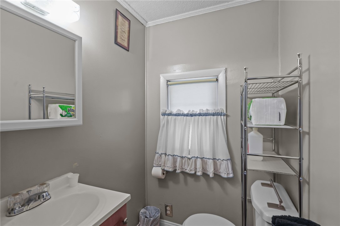 114 Commodore Street Providence, RI 02904 - Photo 24 of 39