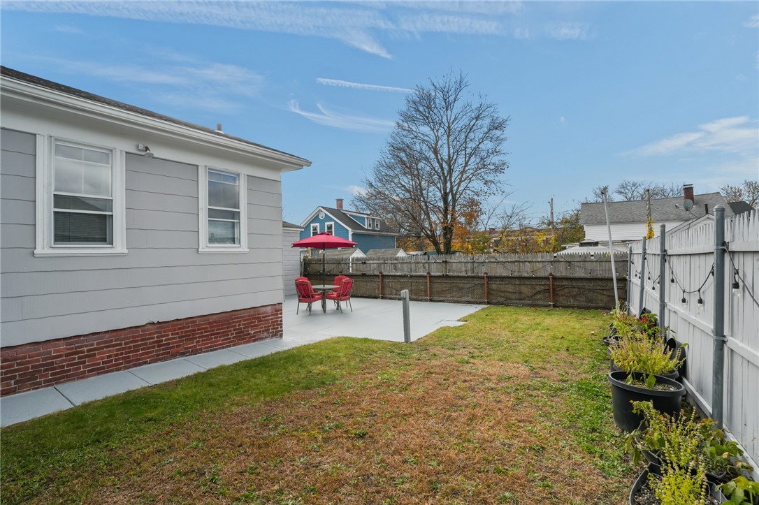 114 Commodore Street Providence, RI 02904 - Photo 39 of 39