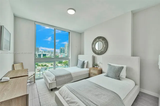 $990,000 | Design District, Miami, FL 33137