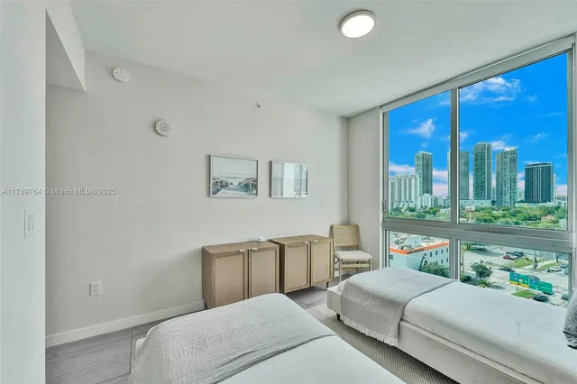 $990,000 | Design District, Miami, FL 33137