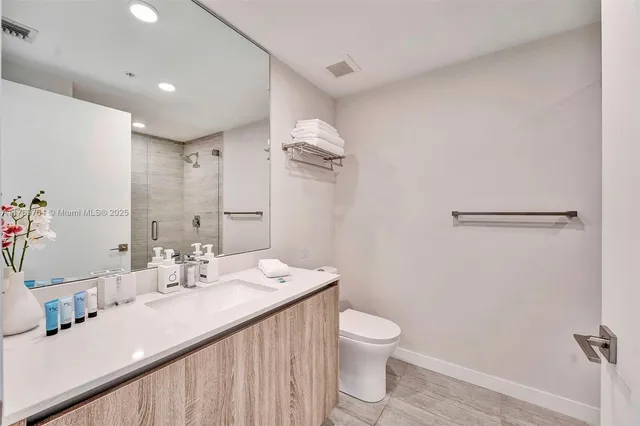 $990,000 | Design District, Miami, FL 33137