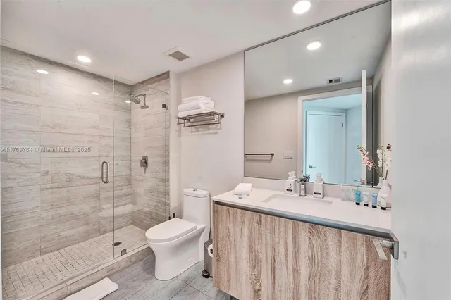 $990,000 | Design District, Miami, FL 33137