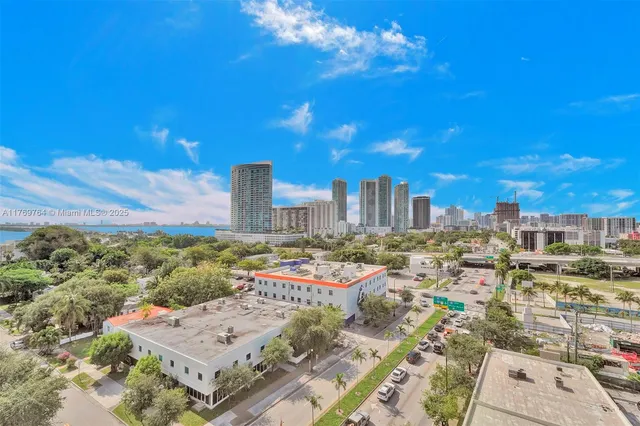 $990,000 | Design District, Miami, FL 33137