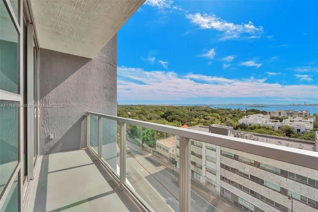 $990,000 | Design District, Miami, FL 33137