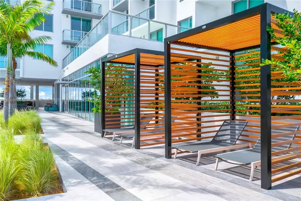 $940,000 | Design District, Miami, FL 33137