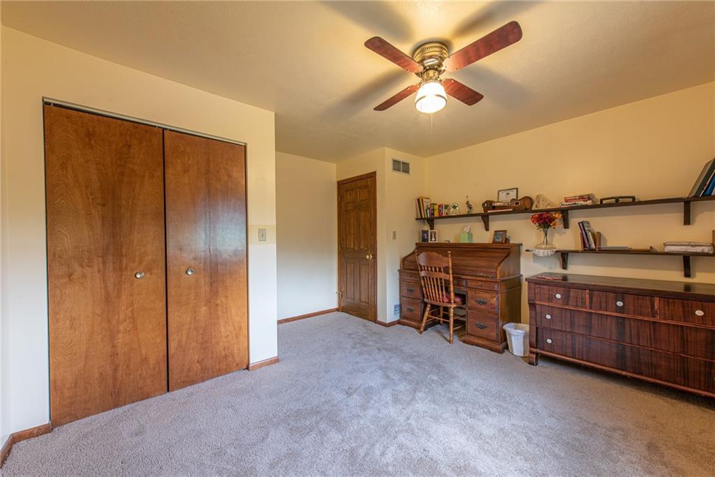 1453 Airport Road Vandergrift, PA 15690 - Photo 29 of 48 a view of a livingroom with furniture