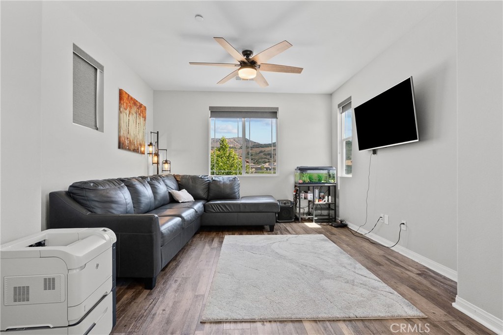 232 River Street Fillmore, CA 93015 - Photo 25 of 61 Bright and airy loft filled with natural light