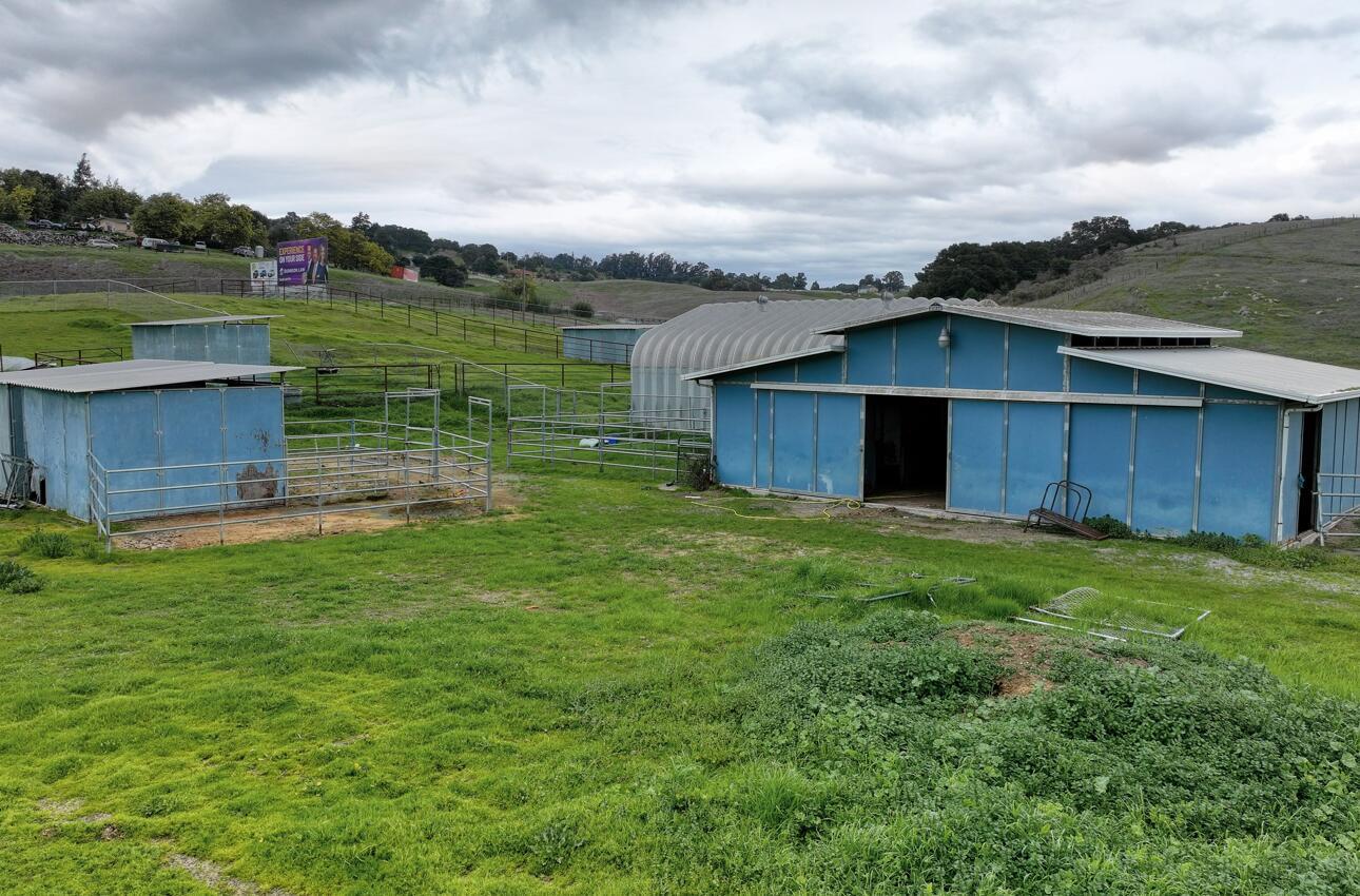 1580 Rocks Road San Juan Bautista, CA 95045 - Photo 61 of 68 Gallery Image 61