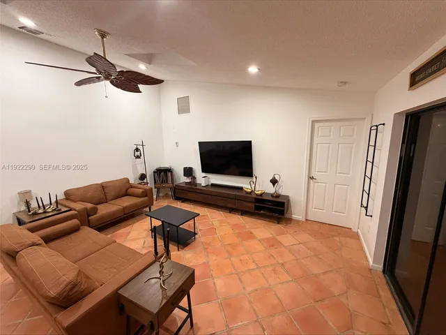 $2,700 | 13680 Yarmouth Court, Unit C, Wellington, FL 33414