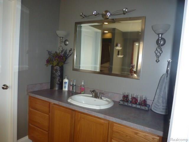 4851 Winding Way Howell, MI 48843 - Photo 17 of 47 P1020602.JPG