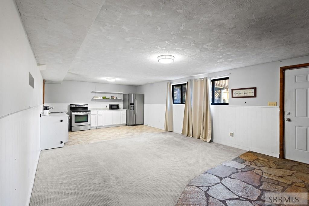 230 Apache Avenue Rexburg, ID 83440 - Photo 15 of 39