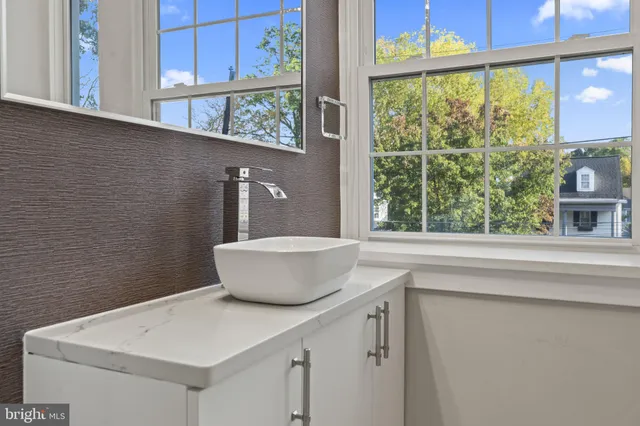 $1,399,000 | 69 West Lodges Lane, Bala Cynwyd, PA 19004