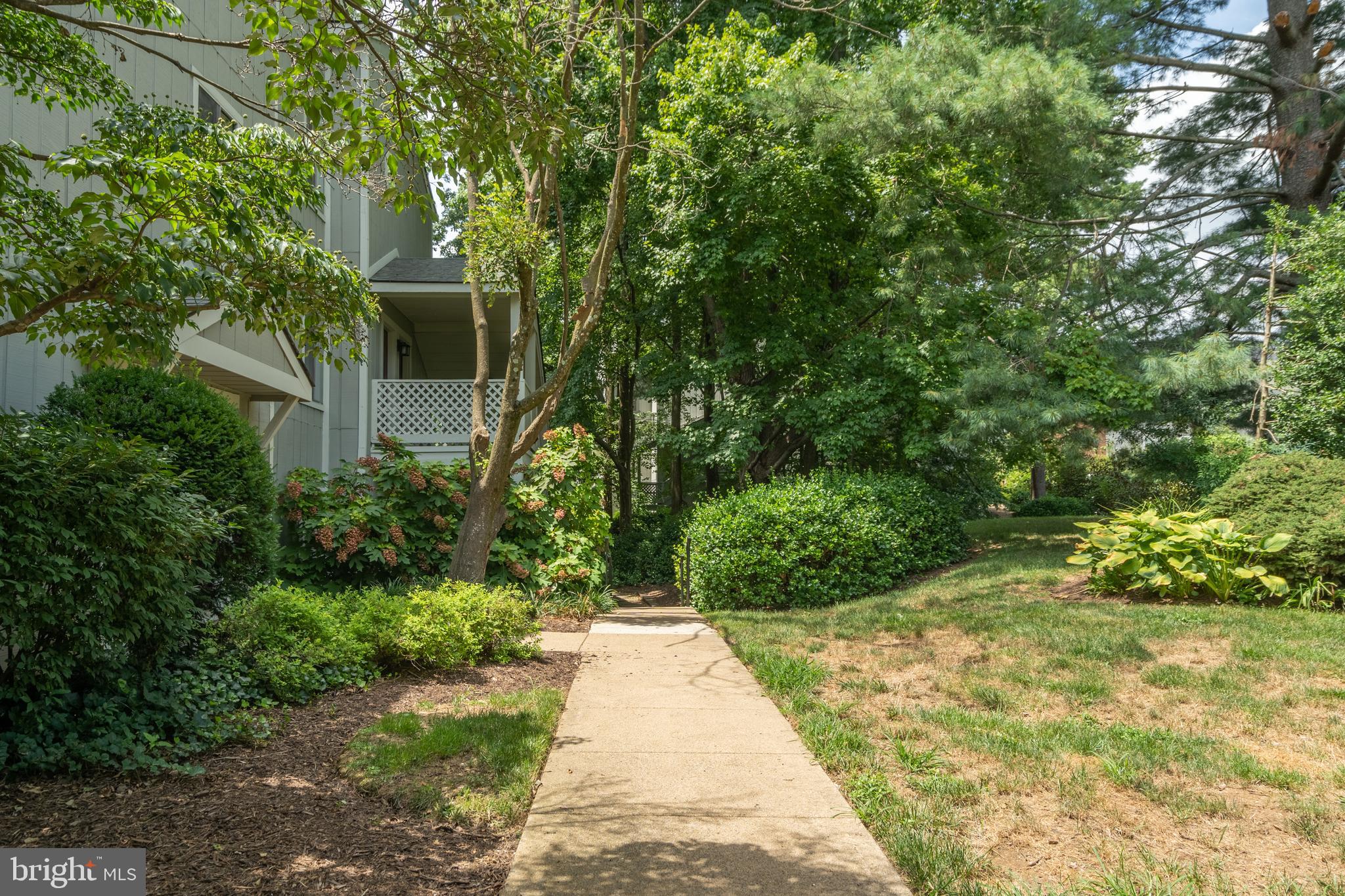 2303 Hunter's Run Drive, Unit 2303 Reston, VA 20191 - Photo 4 of 38 Exterior Front