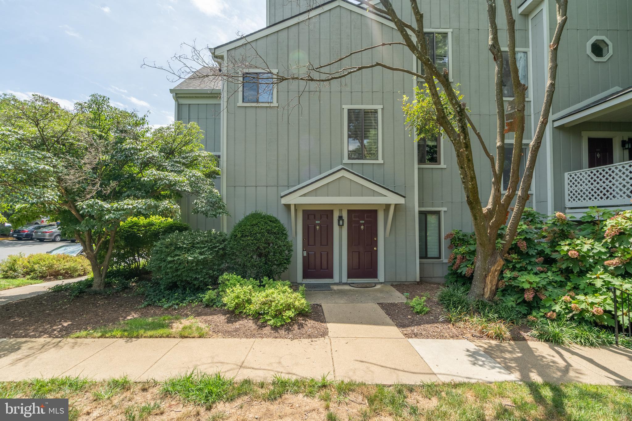2303 Hunter's Run Drive, Unit 2303 Reston, VA 20191 - Photo 6 of 38 Exterior Front