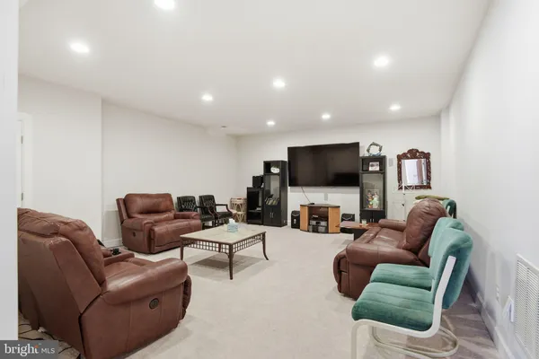 $1,850,000 | 6820 Lilly Belle Court, Centreville, VA 20120