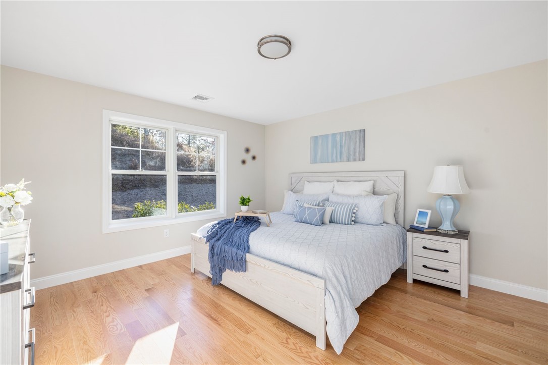 12 Overlook Lane Glocester, RI 02814 - Photo 10 of 38