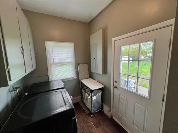$350,000 | 8207 Hemlock Street, Overland Park, KS 66204