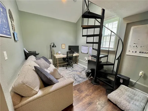 $350,000 | 8207 Hemlock Street, Overland Park, KS 66204