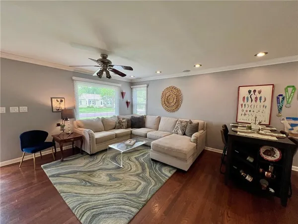 $350,000 | 8207 Hemlock Street, Overland Park, KS 66204