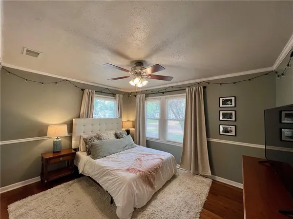 $350,000 | 8207 Hemlock Street, Overland Park, KS 66204