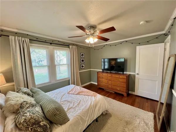 $350,000 | 8207 Hemlock Street, Overland Park, KS 66204
