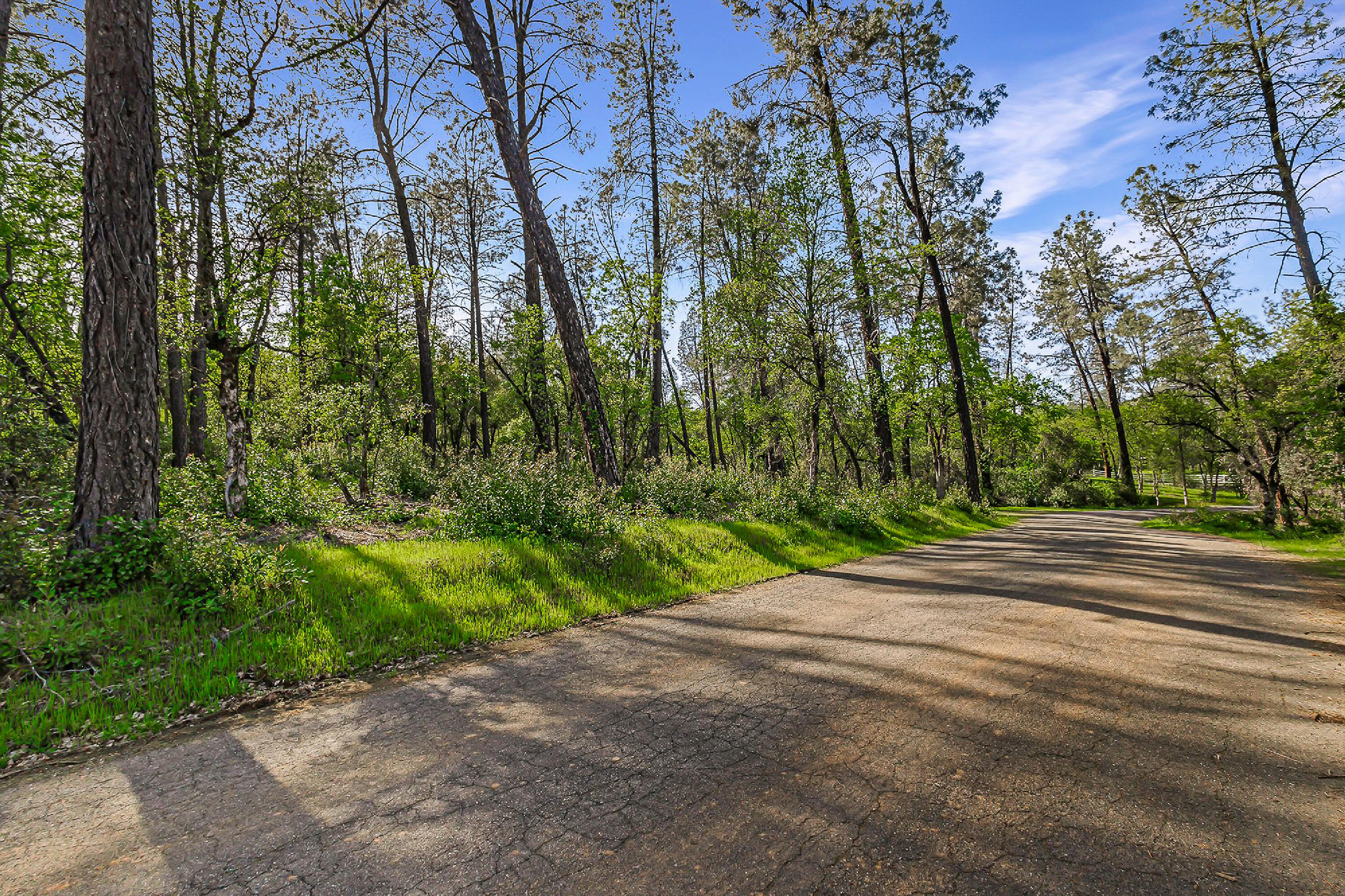 9200 Silver King Road Redding, CA 96001 - Photo 1 of 14 Area of high-end custom homes!
