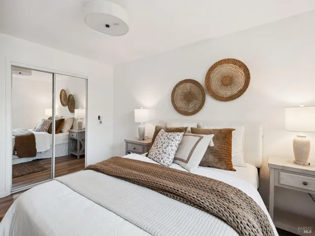 $1,299,999 | 528 Sanns Lane, Healdsburg, CA 95448