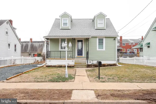 $299,900 | 25 Mavista Avenue, Baltimore, MD 21222