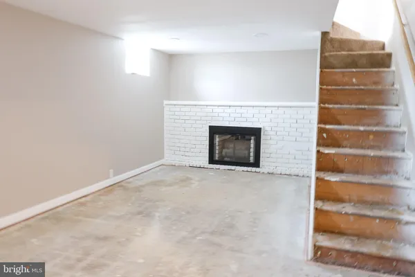 $299,900 | 25 Mavista Avenue, Baltimore, MD 21222
