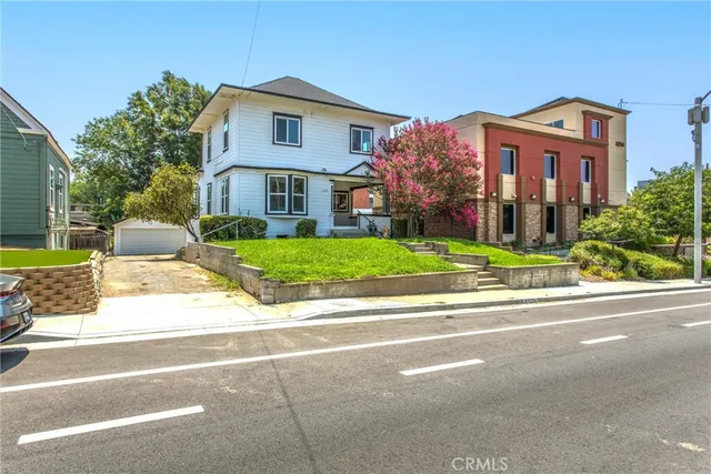 $735,000 | 4224 Brockton Avenue, Riverside, CA 92501